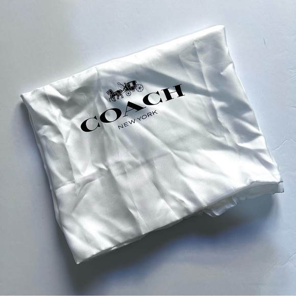 NWT Coach Lane Hues of Blues Colorblock Satchel MSRP$395 SOLD OUT ONLINE - Picture 15 of 16